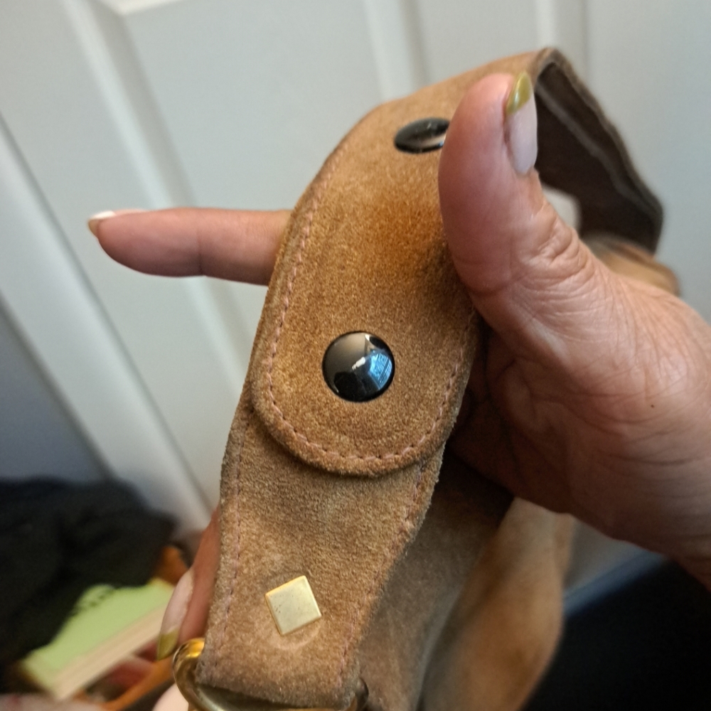 Vintage Yvonne Boutique Camel Colored Suede bag - Picture 8 of 16